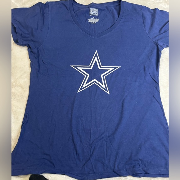 Dallas cowboys tshirt - Picture 2 of 4